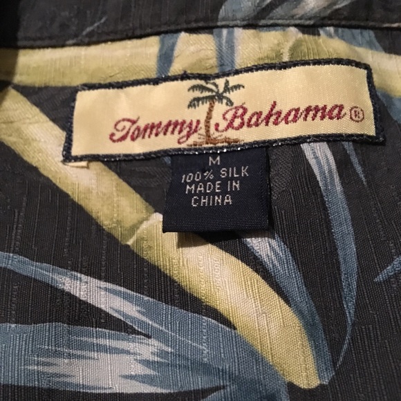 Tommy Bahama shirt button down - Picture 4 of 6